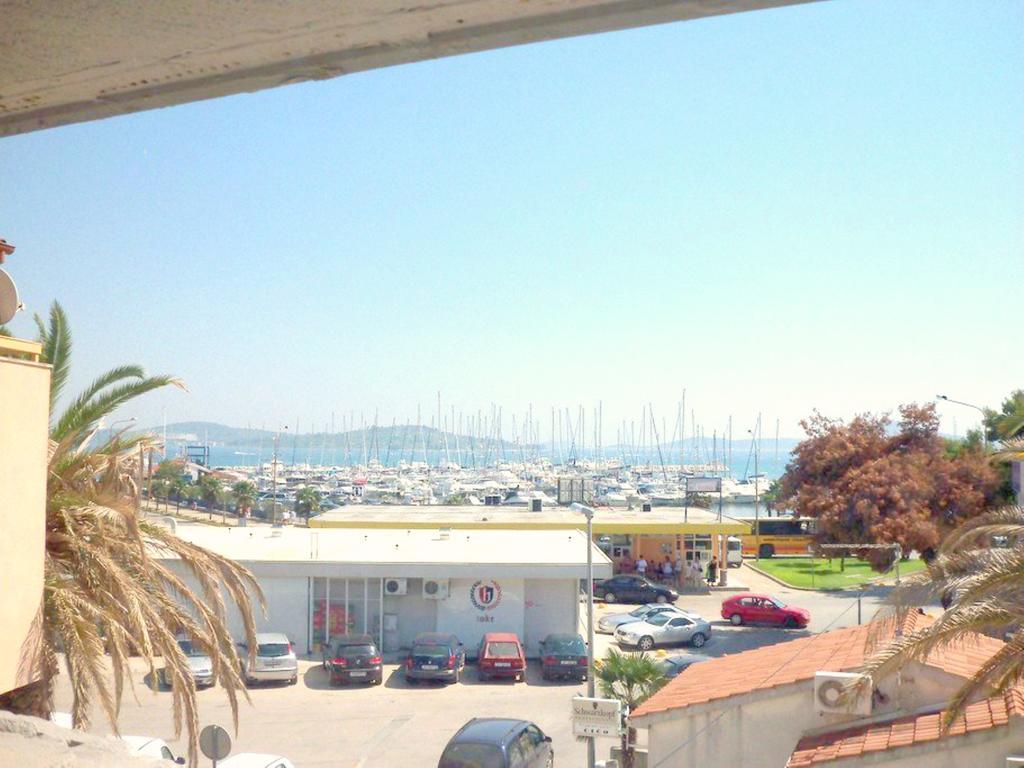 Apartment Center Marija Vodice Eksteriør billede