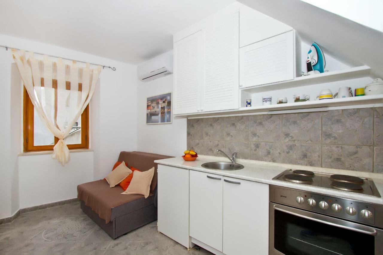 Apartment Center Marija Vodice Eksteriør billede