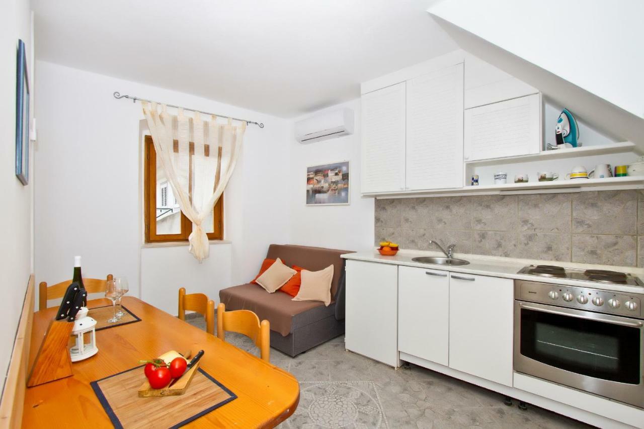 Apartment Center Marija Vodice Eksteriør billede