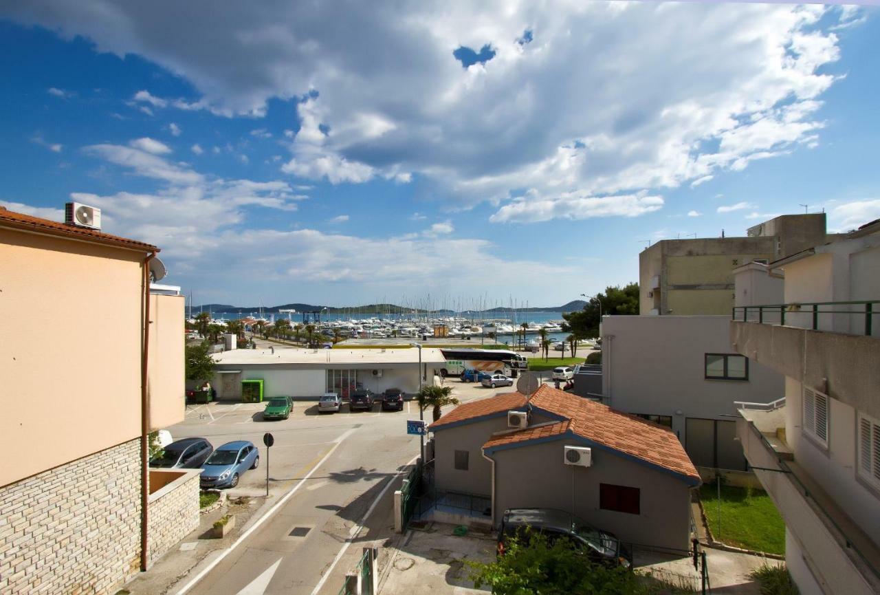 Apartment Center Marija Vodice Eksteriør billede